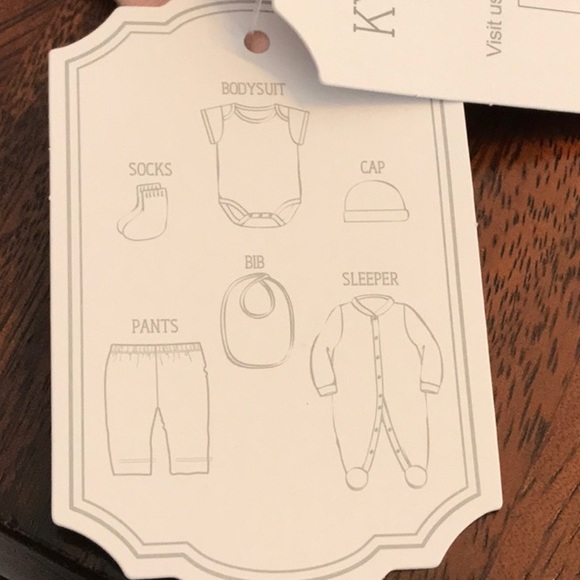 KYLE & DEENA 3-6 MONTHS 100% SOFT COTTON SET SLEEPER CAP TOP BOTTOM BIB SOCKS - Picture 6 of 7